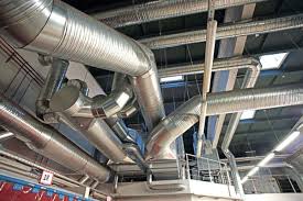 Large-HVAC-duct-in-commercial-building
