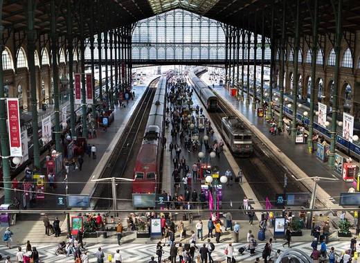 Proper-Ventilation-For-Busy-Train-Station-with-high-ceilings