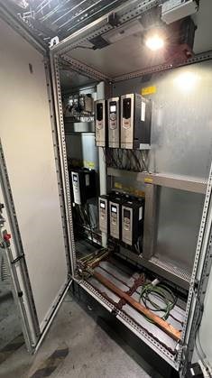 Electrical enclosure cooling system maintaining clean airflow without filter clogging